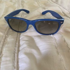 Blue Raybans in perfect condition
